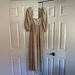 Vici Storia Cream Maxi Dress